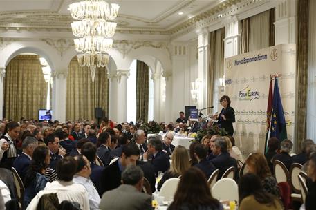 13/11/2017. La vicepresidenta en el Fórum Europa Tribuna Andalucía. La vicepresidenta, Soraya Sáenz de Santamaría, durante su intervención e...