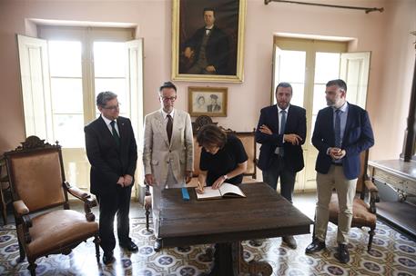 19/06/2017. La vicepresidenta firma un protocolo con la Fundación Mas Miró. La vicepresidenta del Gobierno y ministra de la Presidencia y pa...