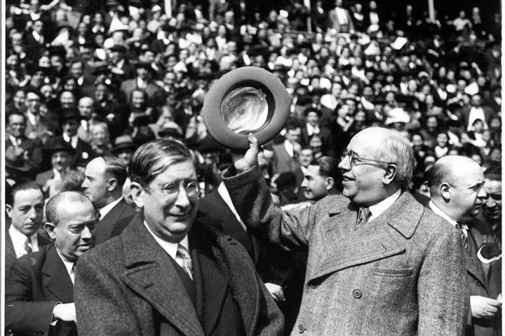 Mitin Bilbao. Acto político en la plaza de toros de Bilbao. Intervienen: Manuel Azaña, Indalecio Prieto y Marcelino Domingo Fotografía, Bilb...