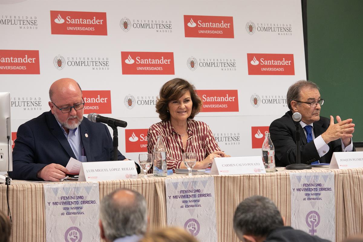 3/07/2019. Carmen Calvo interviene en el curso de verano de la UCM "Feminismo y Movimiento obrero". La vicepresidenta del Gobierno y ministr...