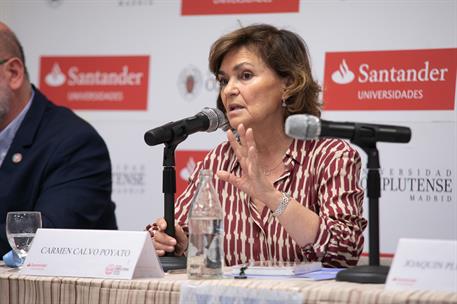 3/07/2019. Carmen Calvo interviene en el curso de verano de la UCM "Feminismo y Movimiento obrero". La vicepresidenta del Gobierno y ministr...