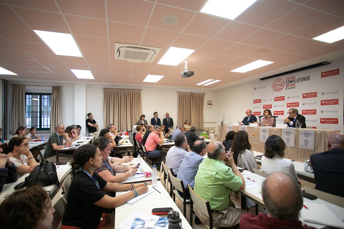 3/07/2019. Carmen Calvo interviene en el curso de verano de la UCM "Feminismo y Movimiento obrero". Asistentes al acto de inauguración del c...