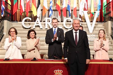 9/05/2019. Carmen Calvo asiste al acto de entrega del Premio Europeo Carlos V. La vicepresidenta del Gobierno en funciones, Carmen Calvo, ha...