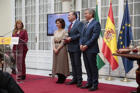 12/12/2019. Calvo asiste a la entrega de la XIV edición de los Premios Plaza de España. La vicepresidenta del Gobierno, ministra de la Presi...