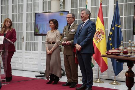 12/12/2019. Calvo asiste a la entrega de la XV edición de los Premios Plaza de España en Sevilla. La vicepresidenta del Gobierno, ministra d...