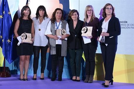 16/10/2019. Calvo en la entrega de los X Premios Innovación a las Mujeres Rurales 2019. La vicepresidenta y ministra de la Presidencia, Rela...