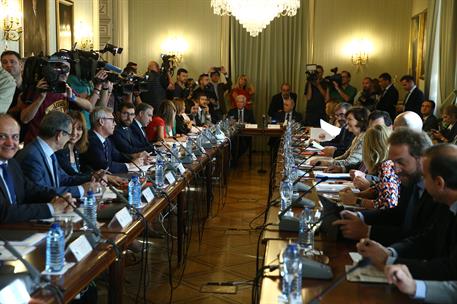 26/09/2019. Carmen Calvo preside la Conferencia para asuntos relacionados con la Unión Europea (CARUE). La vicepresidenta del Gobierno y min...