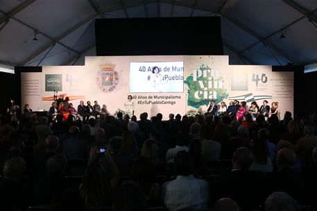 29/05/2019. Calvo preside en Sevilla la entrega de condecoraciones con motivo del Día de la Provincia. La vicepresidenta del Gobierno en fun...