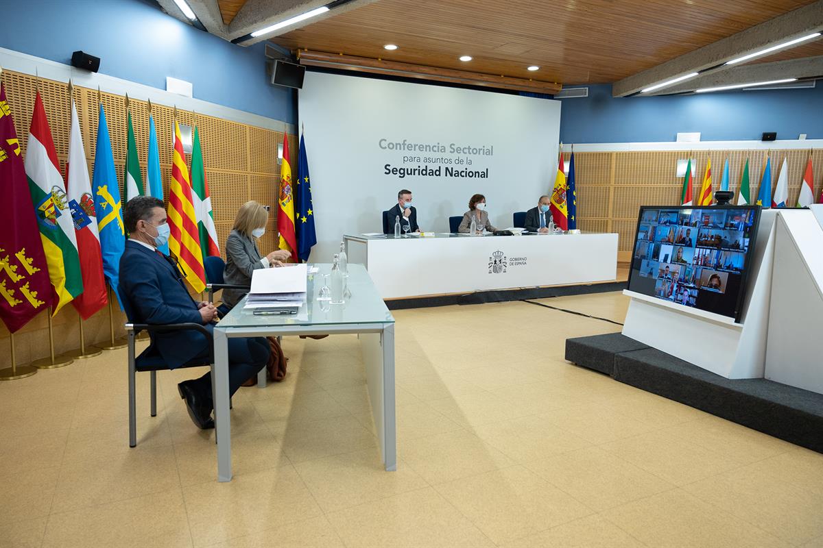 17/11/2020. Carmen Calvo preside la Conferencia Sectorial para Asuntos de la Seguridad Nacional. La vicepresidenta primera y ministra de la ...