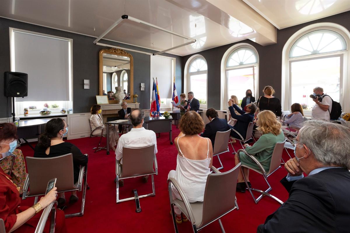 22/08/2020. Carmen Calvo homenajea al último español superviviente de Mauthausen. Imágen del acto de homenaje al último español supervivient...