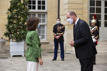 24/08/2020. Viaje institucional de Carmen Calvo a París. La vicepresidenta primera del Gobierno, ministra de la Presidencia, Relaciones con ...