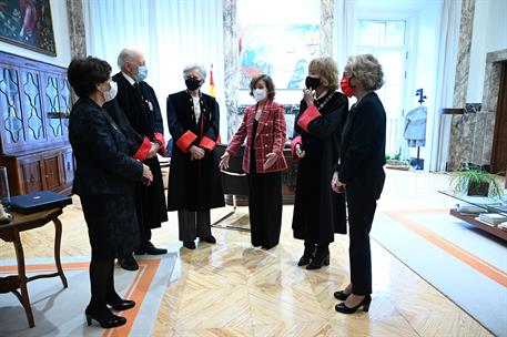 26/11/2020. Calvo asiste a la toma de posesión de las nuevas consejeras del Consejo de Estado. La vicepresidenta primera del Gobierno, Carme...