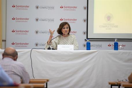 27/07/2020. Calvo interviene en el curso 'Mujer y liderazgo en tiempos de crisis. La vicepresidenta del Gobierno y ministra de Relaciones co...