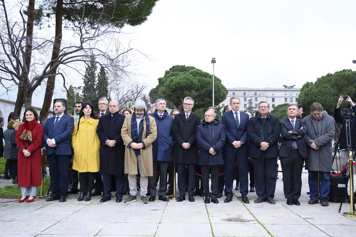 30/01/2020. Calvo asiste al homenaje a los deportados y fallecidos en Mauthausen. La vicepresidenta del Gobierno, ministra de la Presidencia...