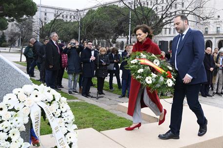 30/01/2020. Calvo asiste al homenaje a los deportados y fallecidos en Mauthausen. La vicepresidenta del Gobierno, ministra de la Presidencia...