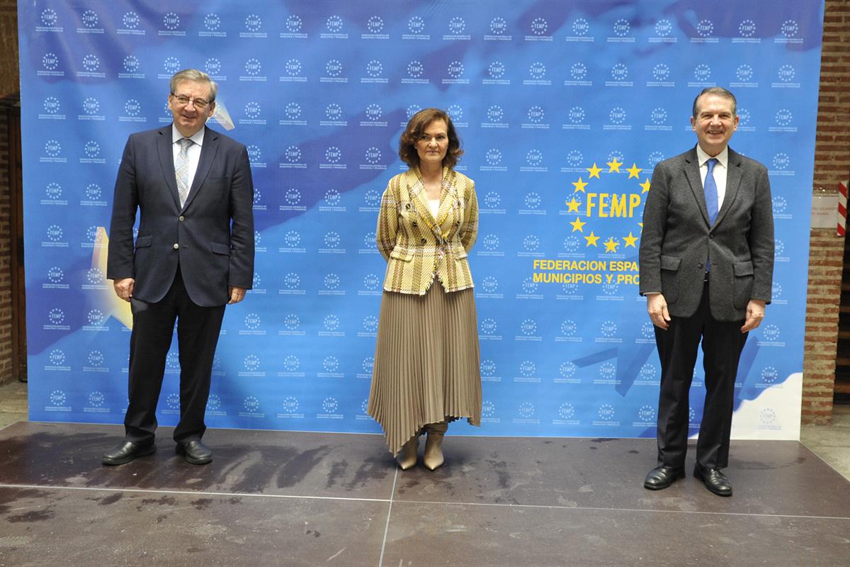 4/03/2021. Carmen Calvo, en la presentación del Plan de Recuperación de la Memoria Democrática de la FEMP. La vicepresidenta primera del Gob...