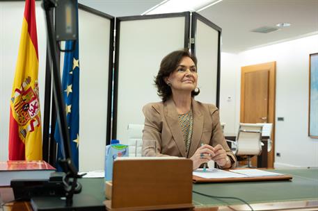 20/04/2021. Calvo participa en la mesa redonda 'Perspectiva de género y diversidad en ámbito constitucional europeo'. La vicepresidenta prim...