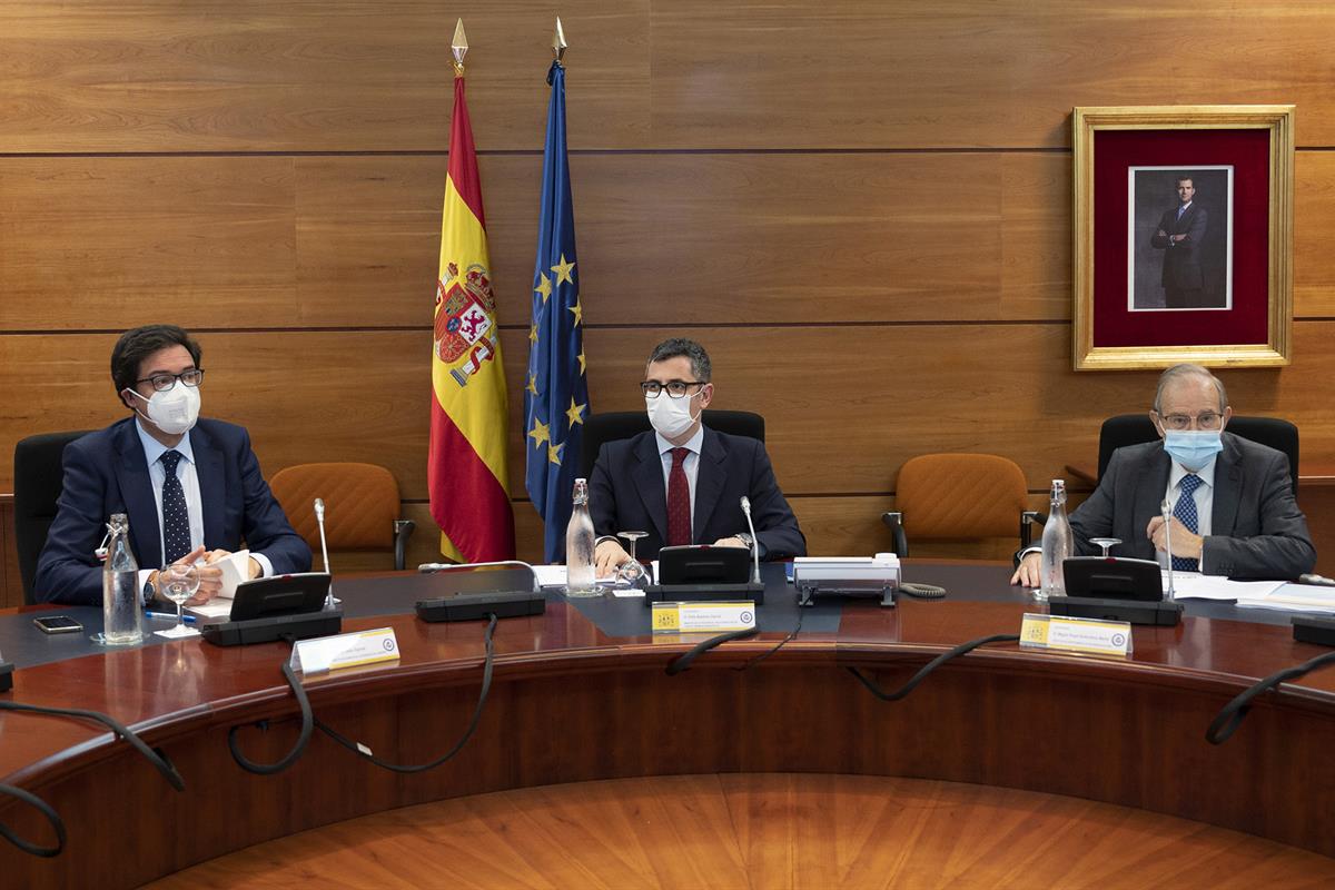 29/12/2021. Bolaños preside la Conferencia Sectorial para Asuntos de Seguridad Nacional. Imagen de la reunión telemática presidida por el mi...