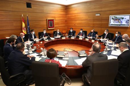2/02/2022. Félix Bolaños preside la reunión del Comité de Situación de Seguridad Nacional. El ministro de la Presidencia, Relaciones con las...