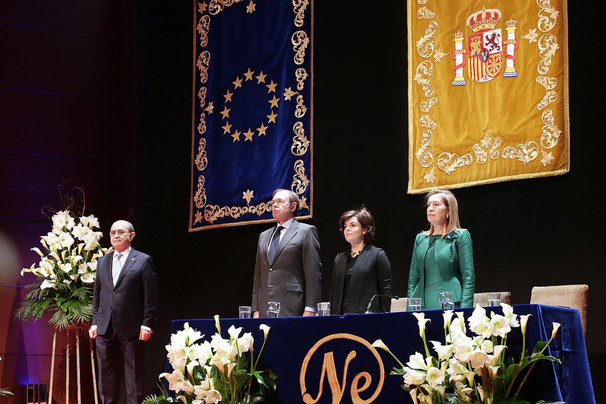 11/04/2018. Soraya Sáenz de Santamaría en la entrega del premio Nueva Economía. La vicepresidenta del Gobierno y ministra de la Presidencia ...