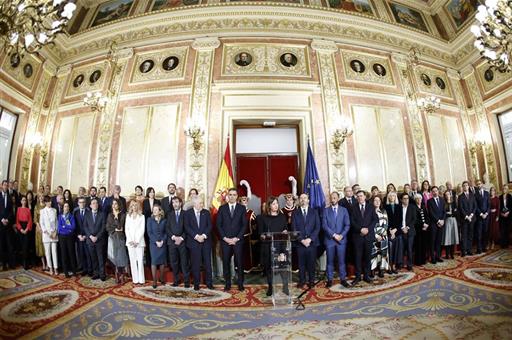 Foto de familia de los asistentes a la recepción con motivo del Día de la Constitución