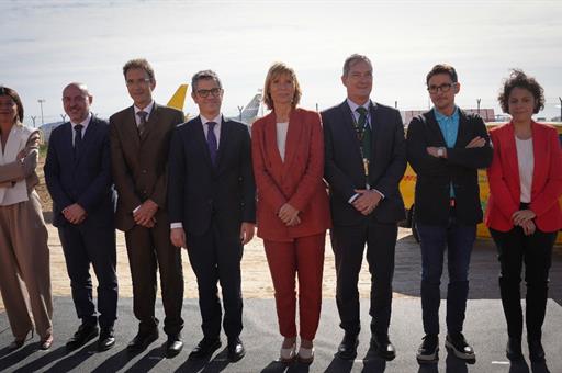 Félix Bolaños en el transcurso de su visita