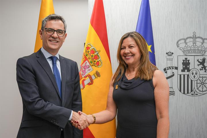 16/09/2024. Félix Bolaños se reúne con Luz Adriana Camargo, Fiscal General de Colombia. Félix Bolaños y Luz Adriana Camargo, durante su encu...