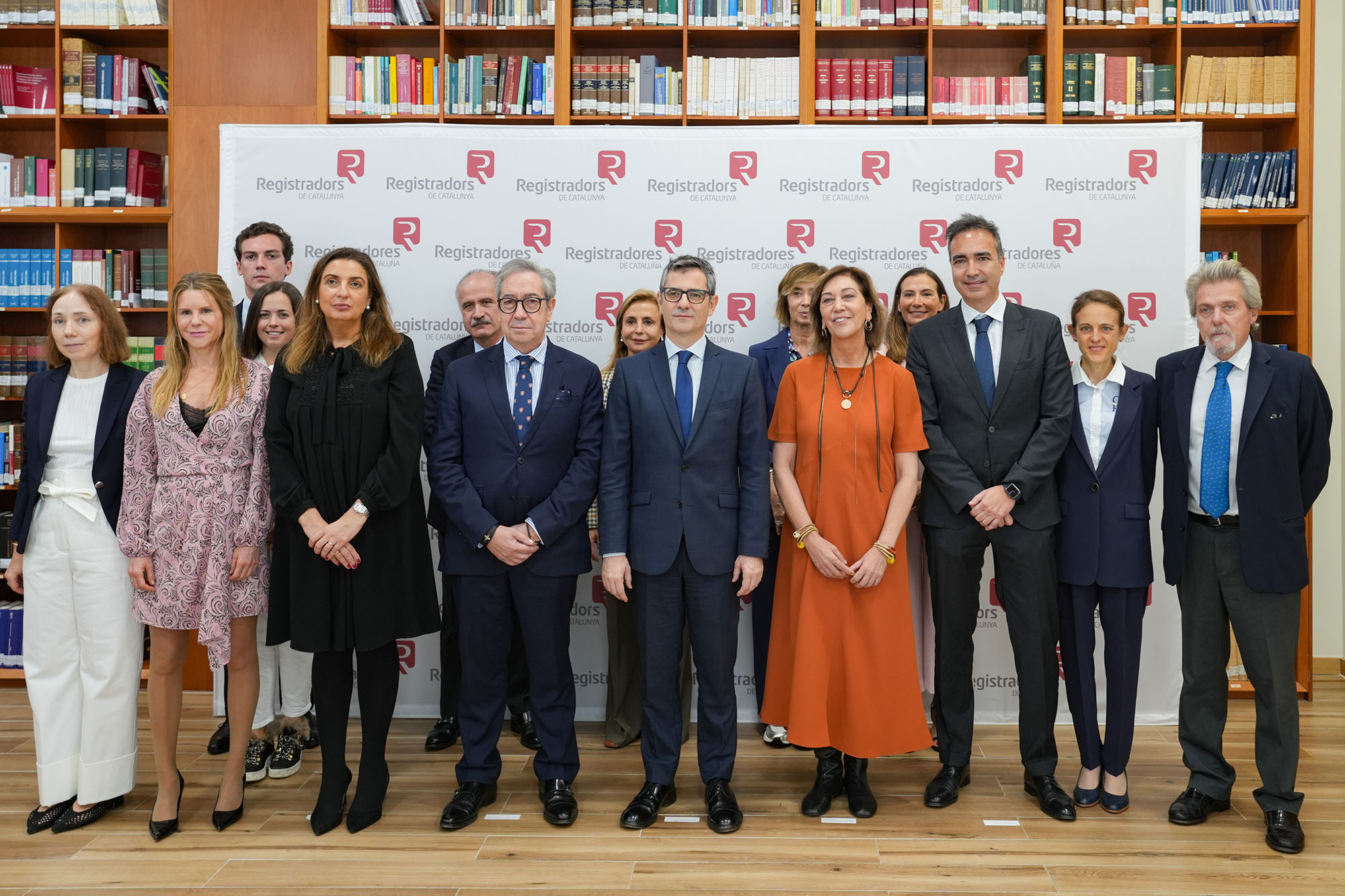 Imagen del artículo Bolaños felicita a los Registradores de Cataluña por la plena digitalización de los registros y su accesibilidad en catalán