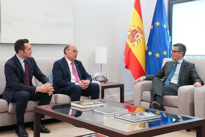 8/05/2025. Félix Bolaños se reúne con la Confederación Empresarial Comarcal de Terrasa (CECOT)