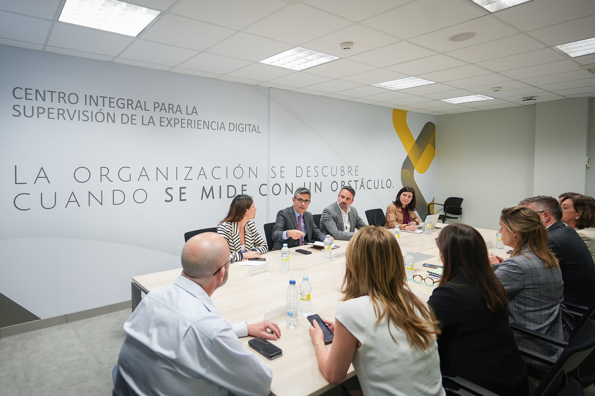 Imagen del artículo El ministro Bolaños reúne al comité de dirección de Justicia en el Centro Integral para la Supervisión de la Experiencia Digital