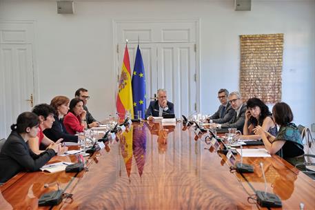 Bolaños participa en la reunión del Gobierno para el seguimiento de la situación en Ceuta